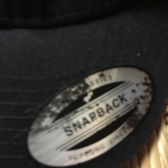 Hat - Picture 2 of 4